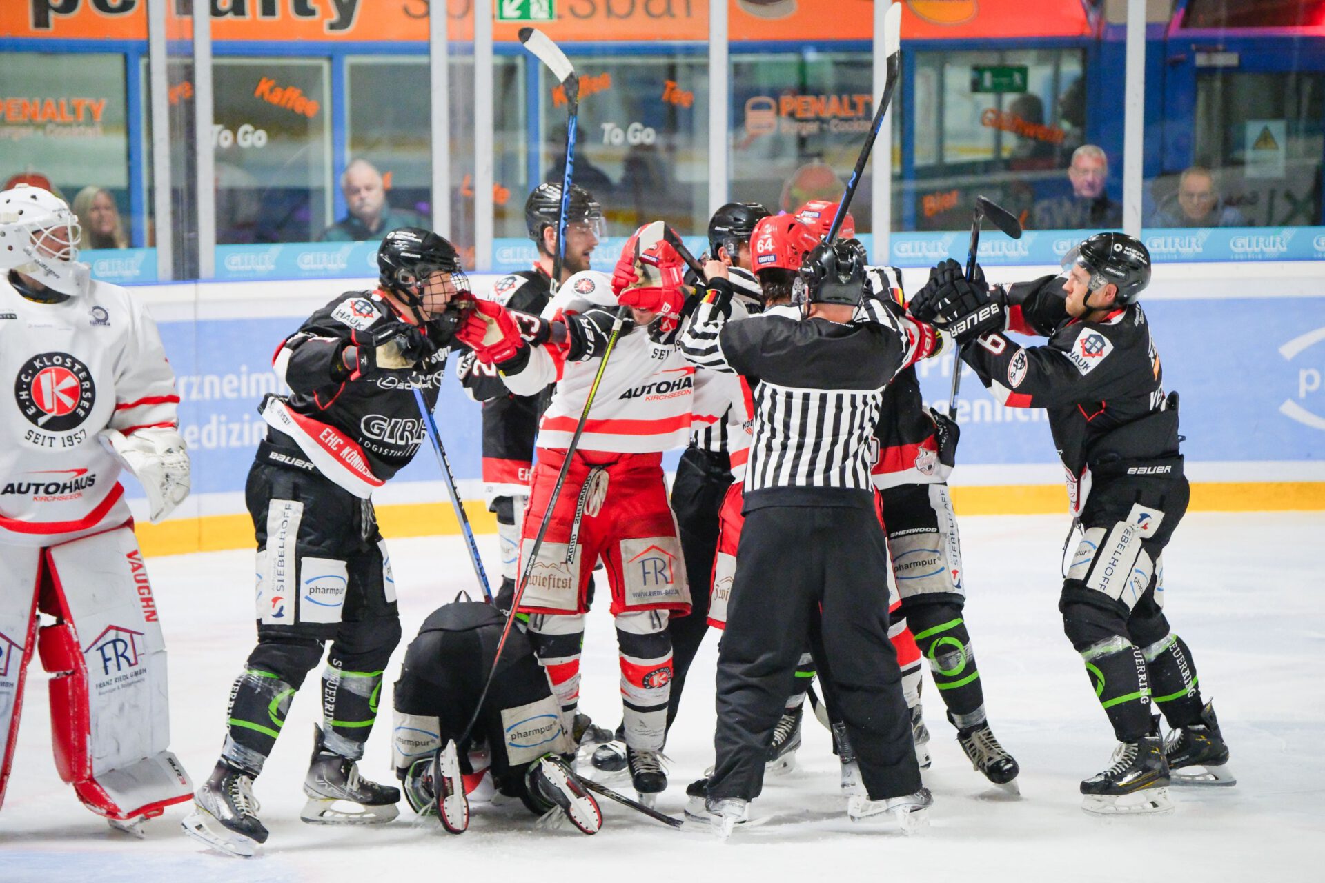 Eishockey, Bayernliga Königsbrunn gewinnt auch den zweiten Vergleich gegen Klostersee